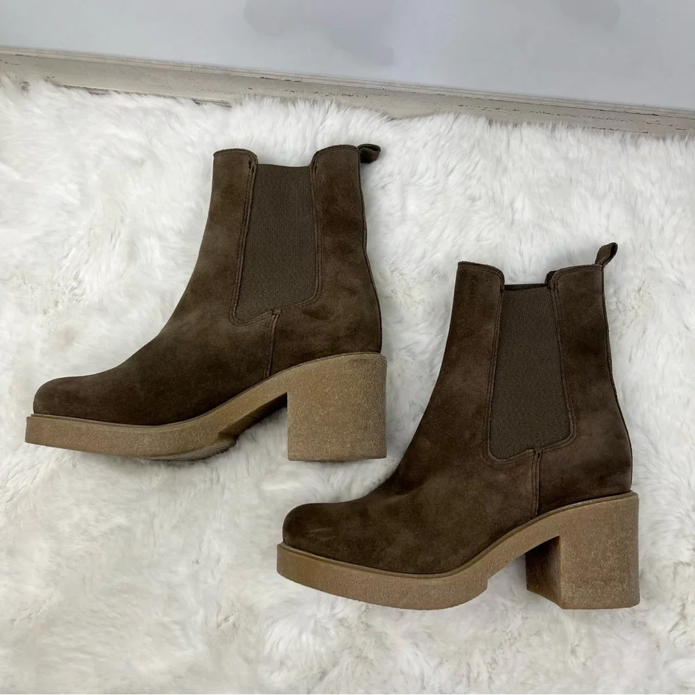 NEW LA CANADIENNE Zaine Waterproof Chelsea Boot Stone Oiled Suede Chunky Sz 5.5 - Picture 3 of 15